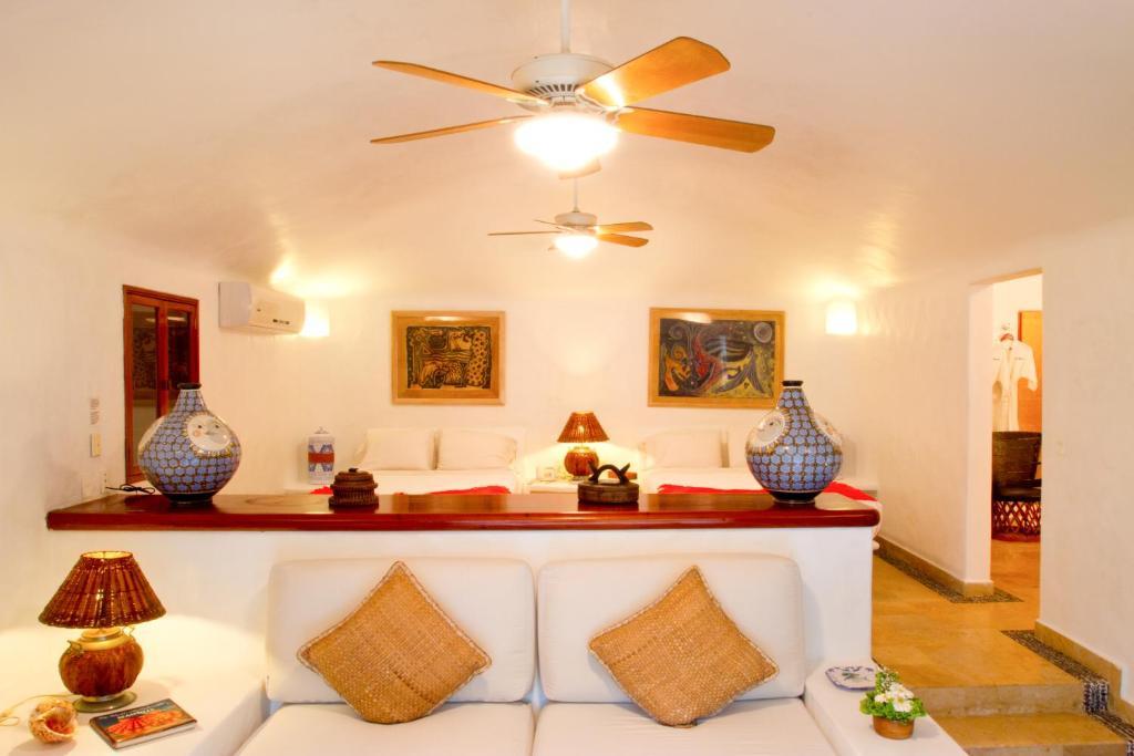Hotel Villa Alejandra Acapulco Exterior photo